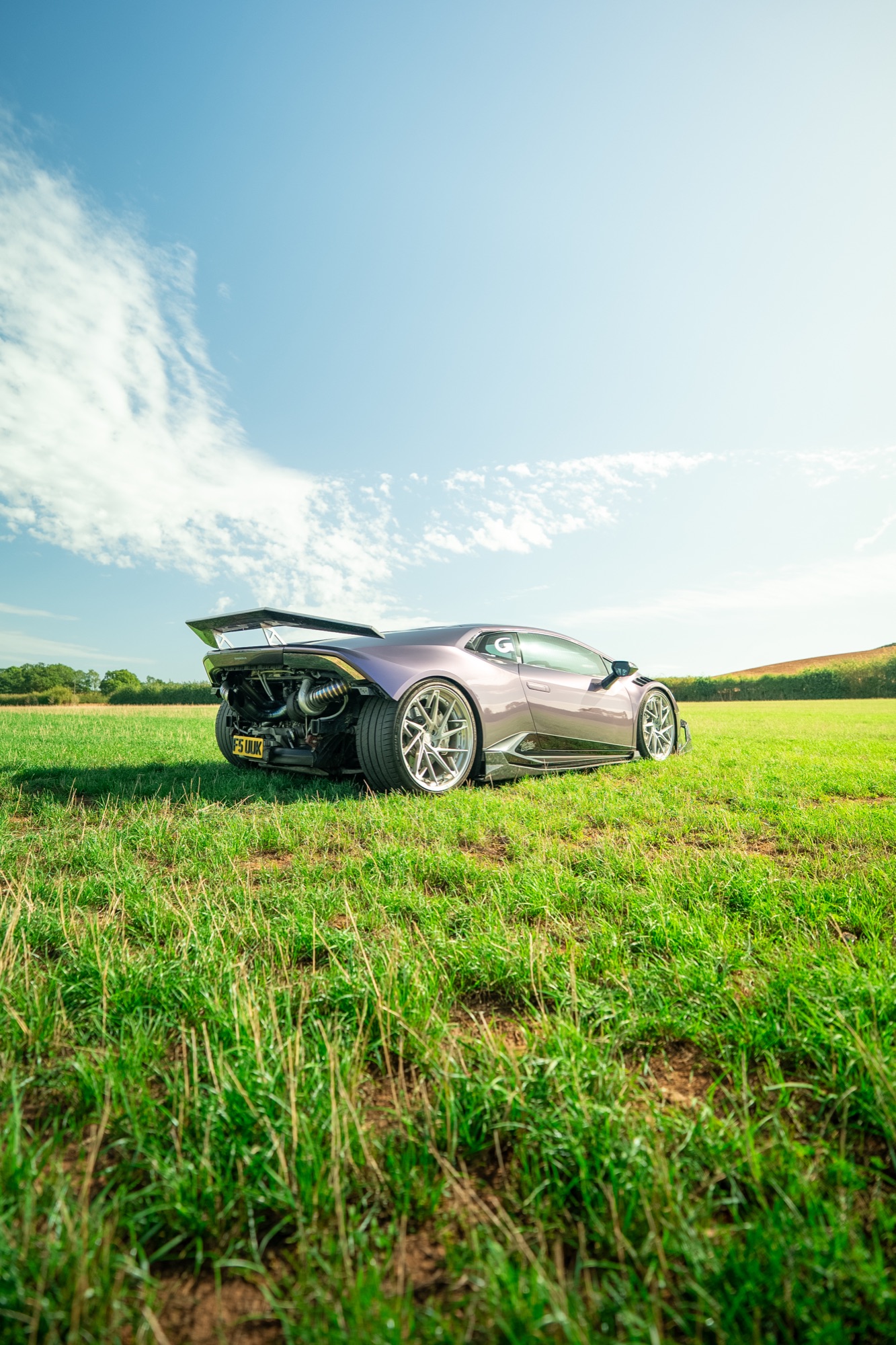 Rear three-quarter of Corey England’s twin-turbo Huracán with custom Aphero wheels