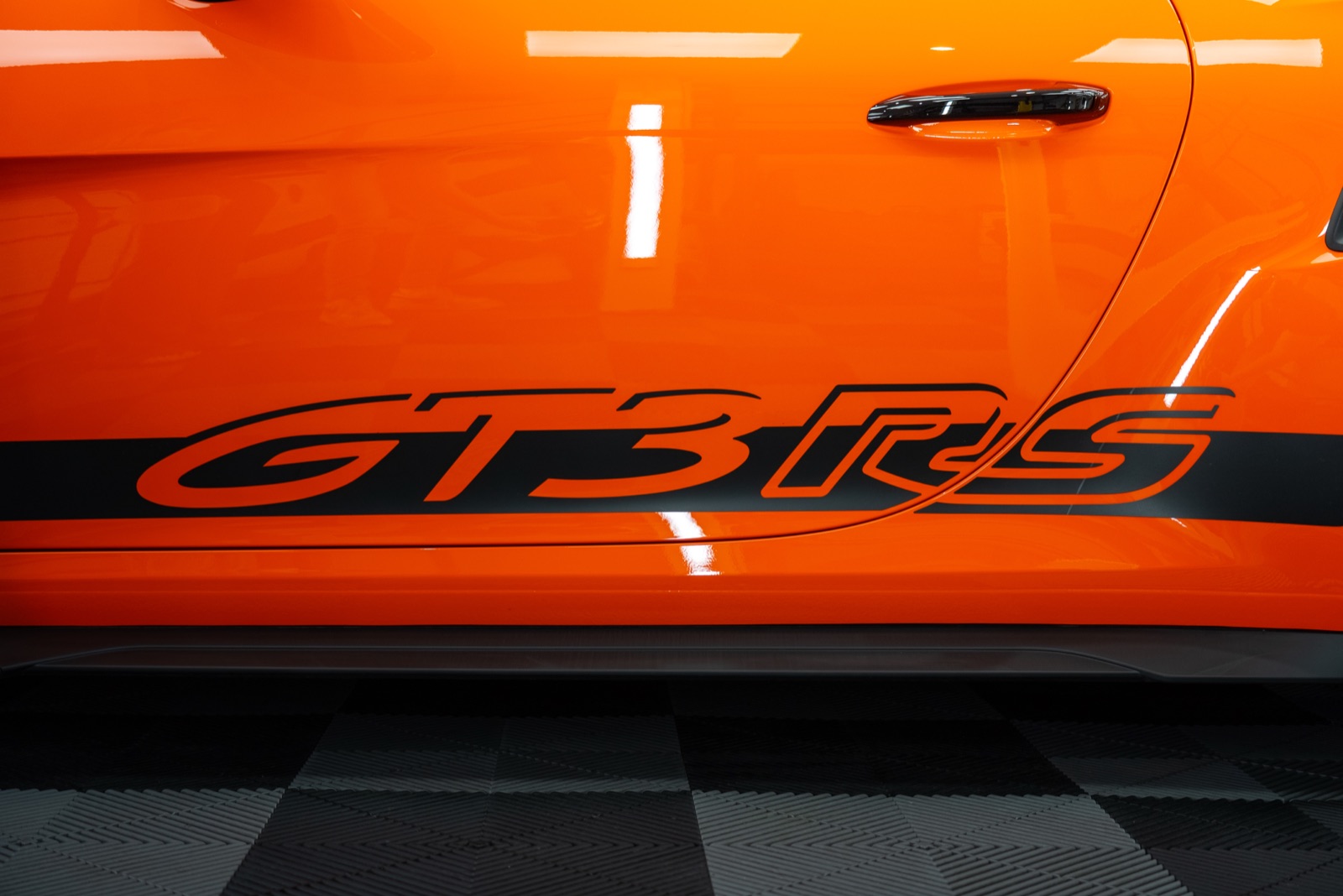 RAS Detailing Open Day — supercars, crowd and event atmosphere, photo 3