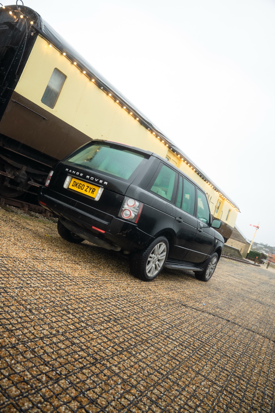 Black Range Rover P322 — Victri automotive photography, photo 5