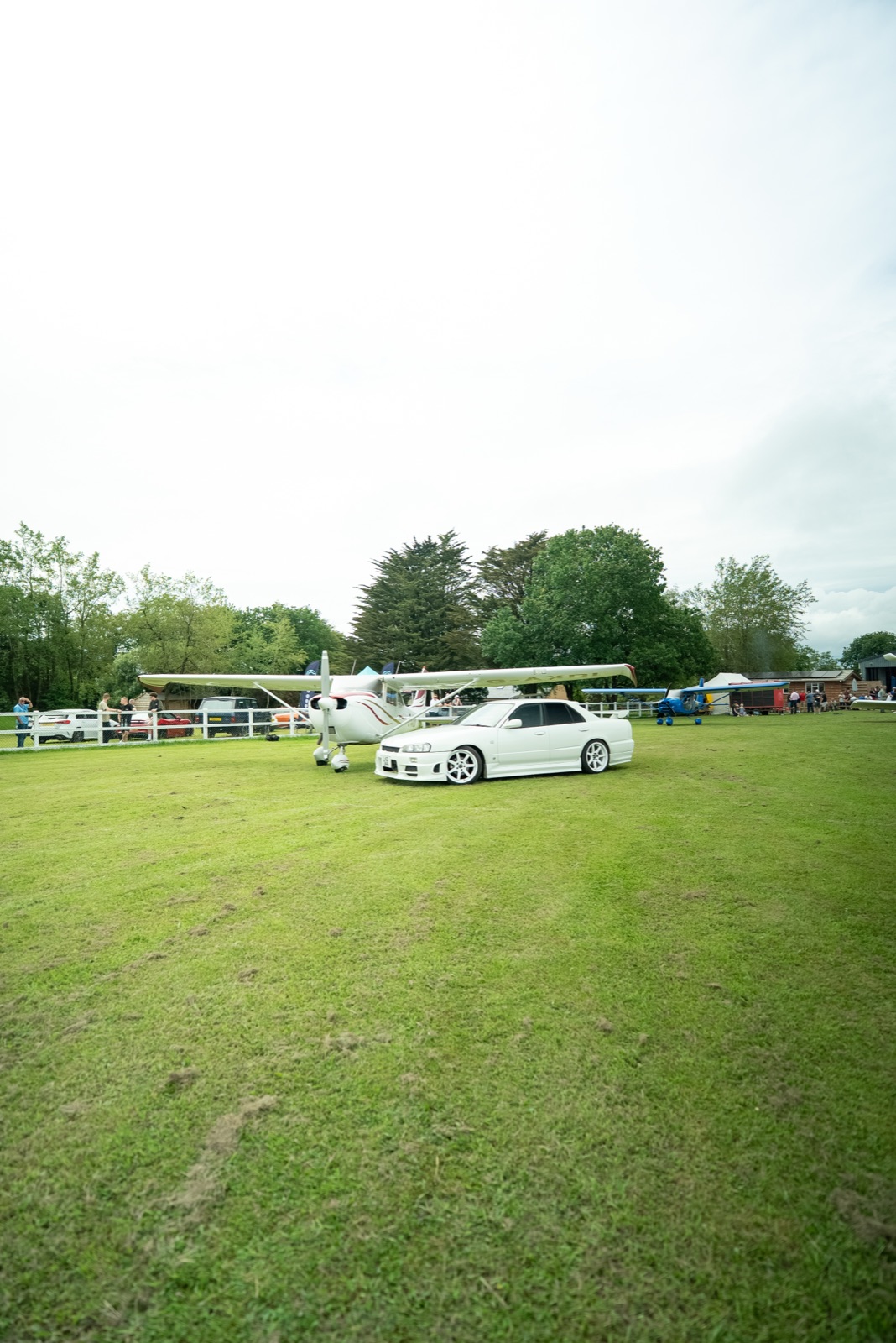 Wings x Wheels — aircraft and cars at the event, photo 3