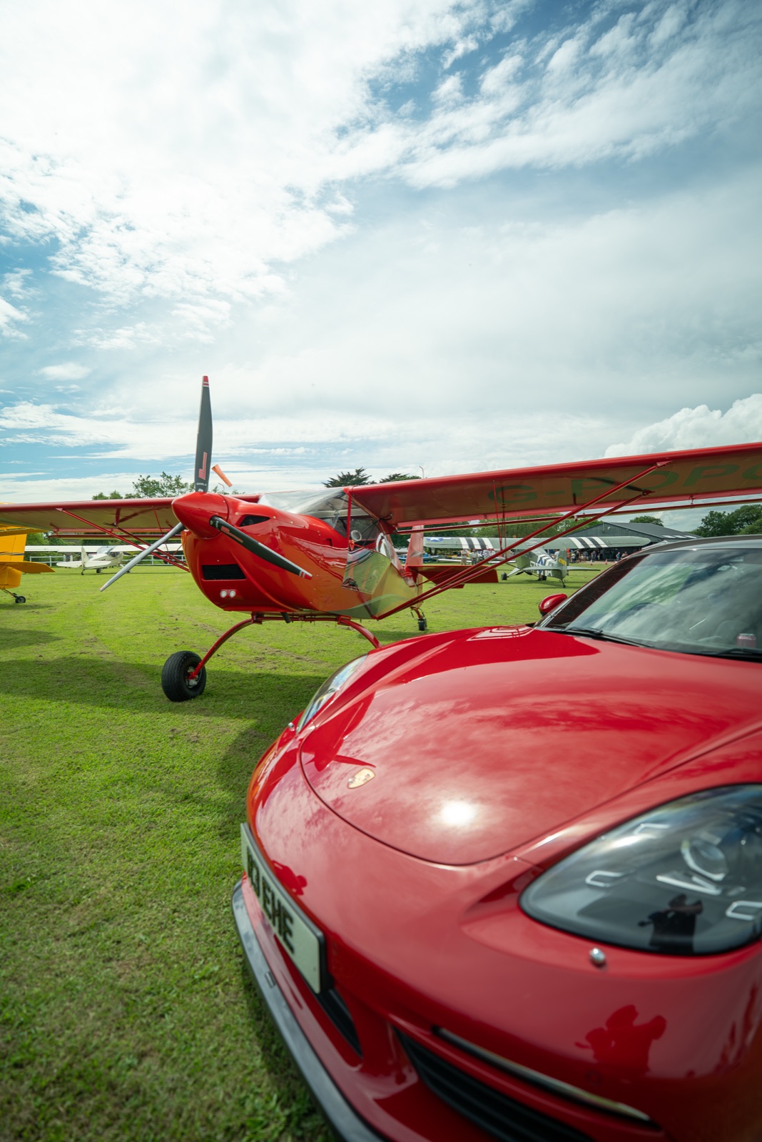 Wings x Wheels — aircraft and cars at the event, photo 9