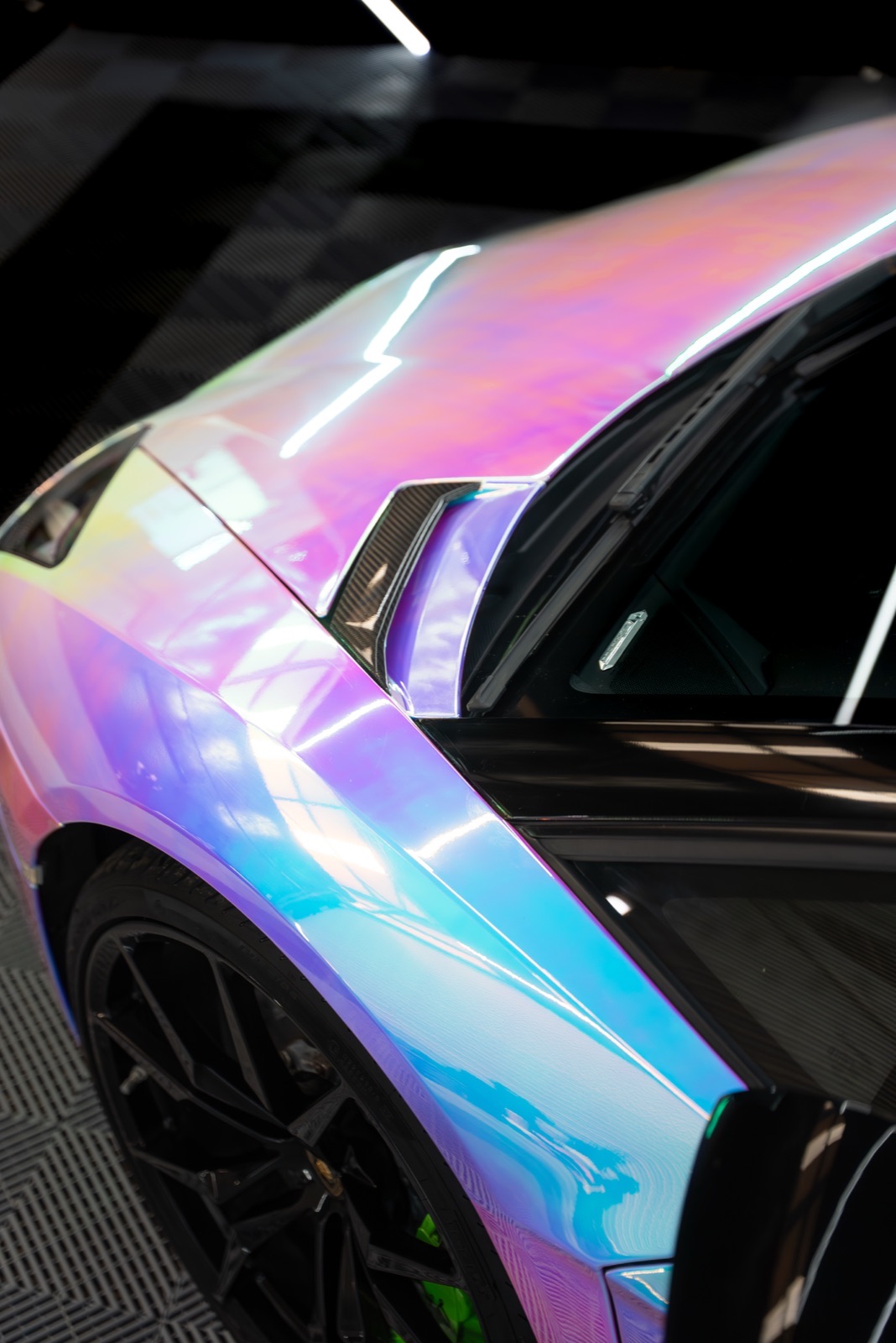 Mystic chrome Lamborghini Aventador