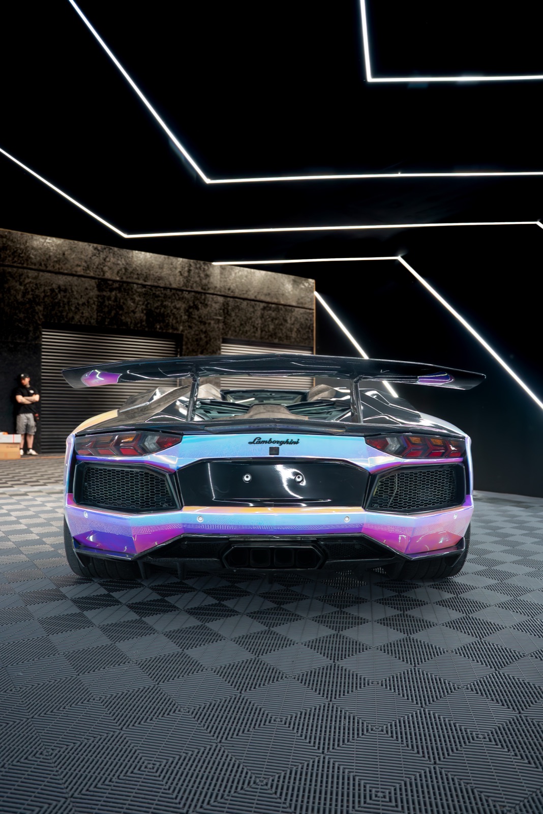 Mystic chrome Lamborghini Aventador